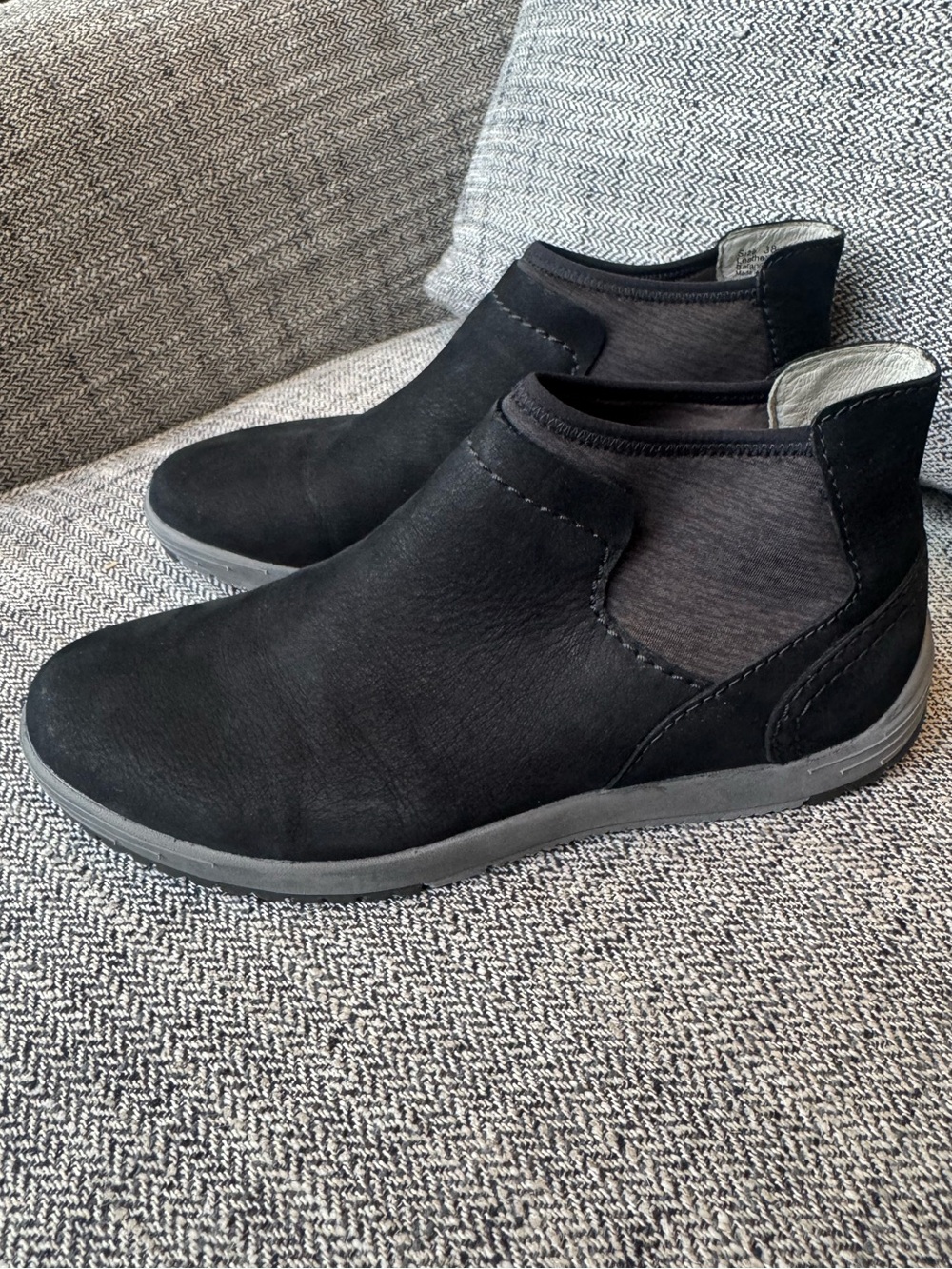 Dansko Lizette Black Ankle Boots size 38 waterproof leather lightweight - Picture 11 of 12